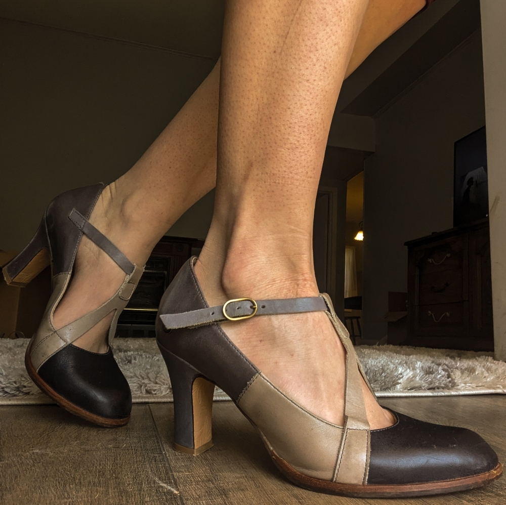 Neosens Tricolor Kitten Heels